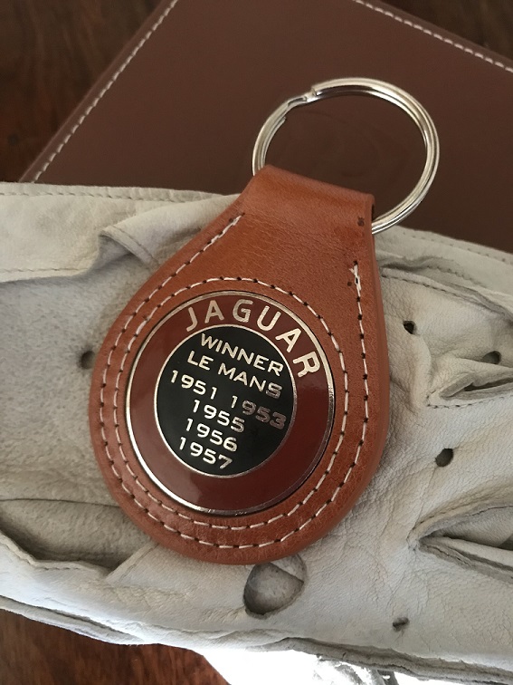 Jaguar XK Le mans winner keychain in leather